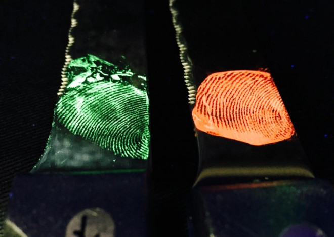 Fingerprints_that_glow